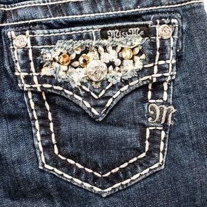 Miss Me Boyfriend Capri Size 23 Mid Rise Dark Wash